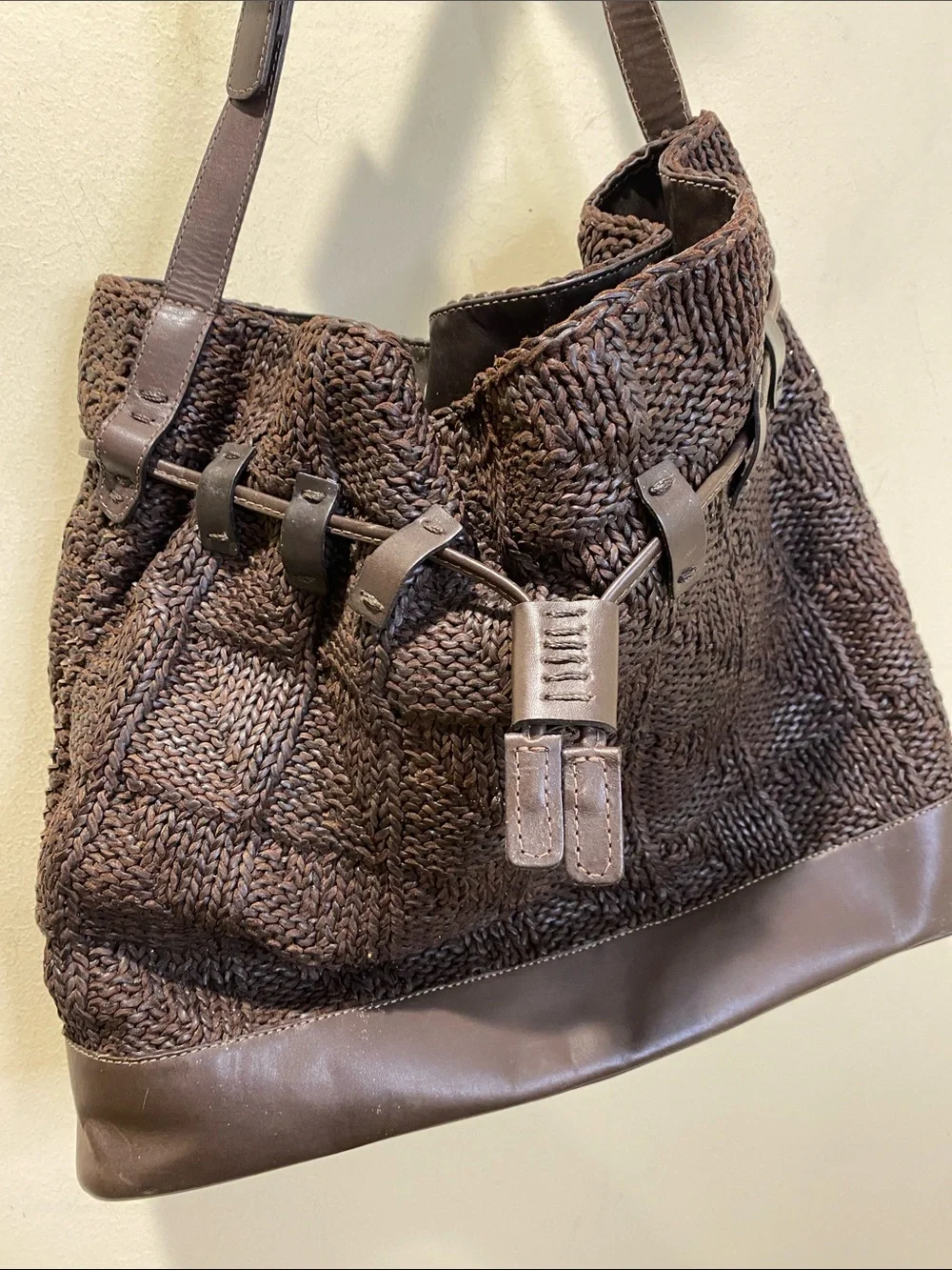 twisty accesories stylish brown